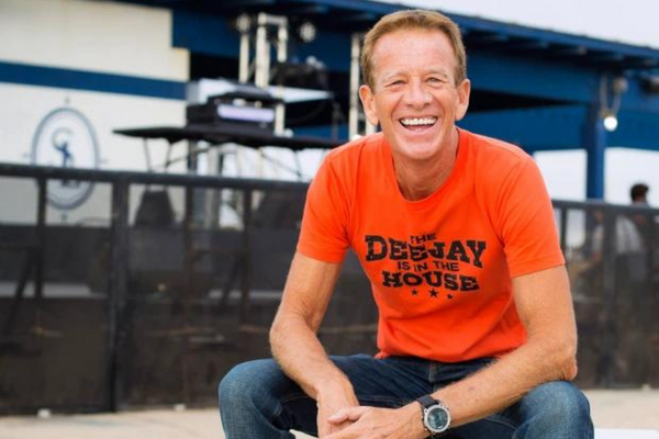 LEGENDARY KROQ DJ HOST RICHARD BLADE